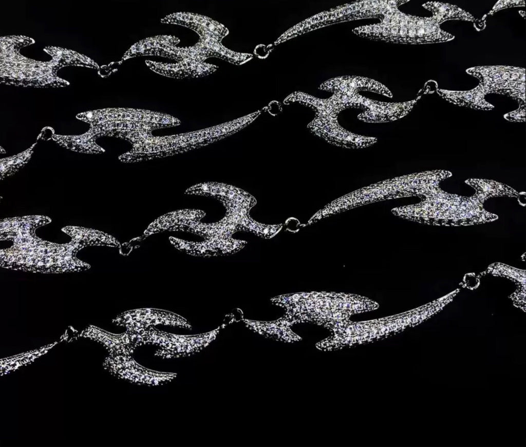 WHITE GOLD TRIBAL CHAIN