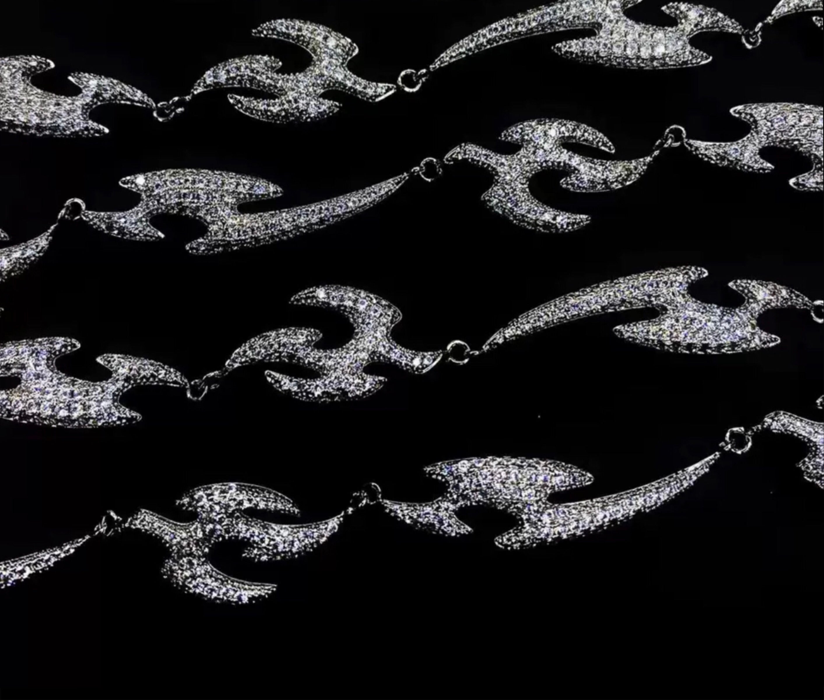 WHITE GOLD TRIBAL CHAIN