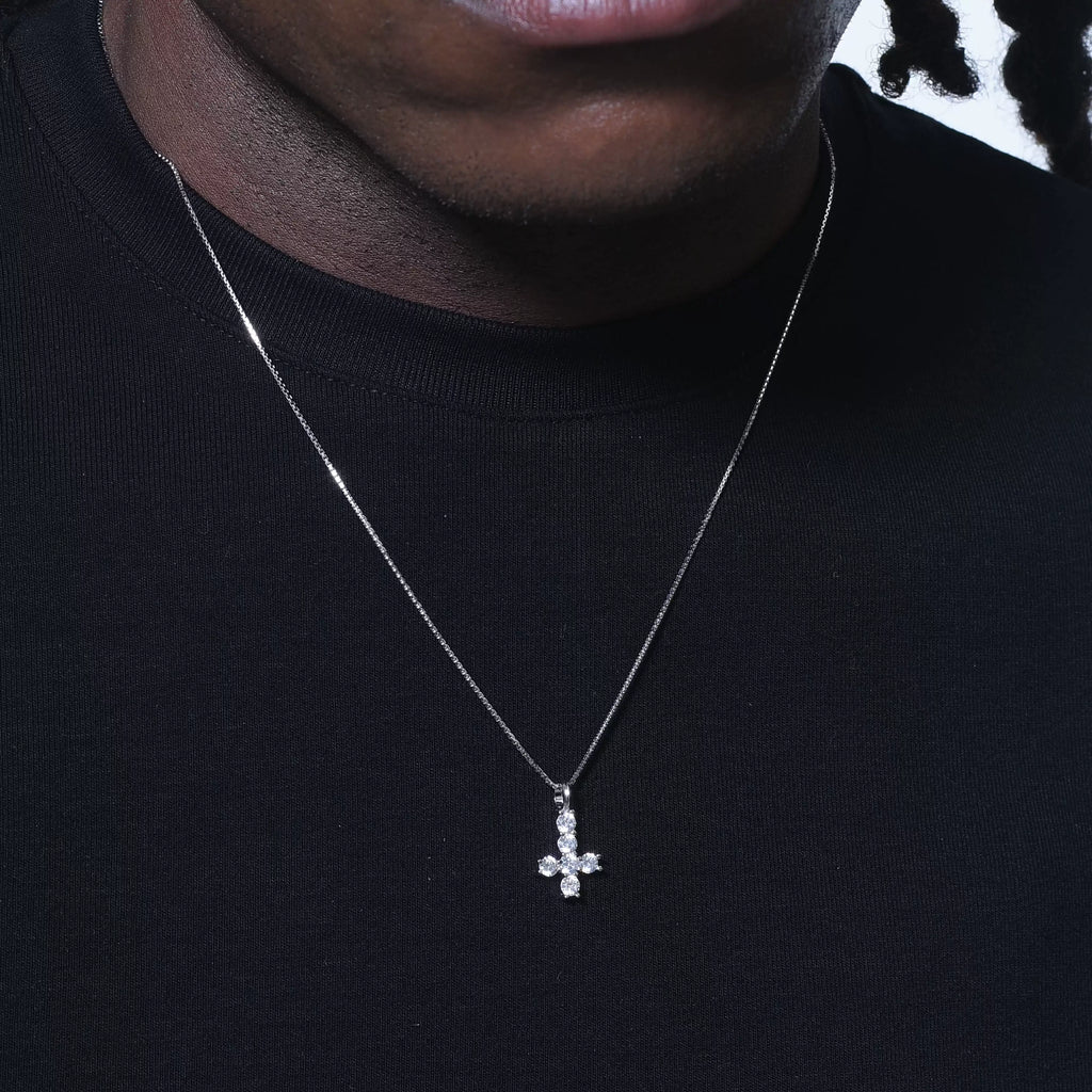 18K WHITE GOLD MICRO ST PETER'S CROSS