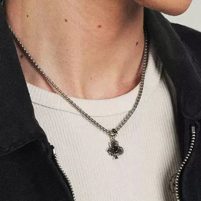 NOIR CLUB SILVER BLACK DIAMOND NECKLACE