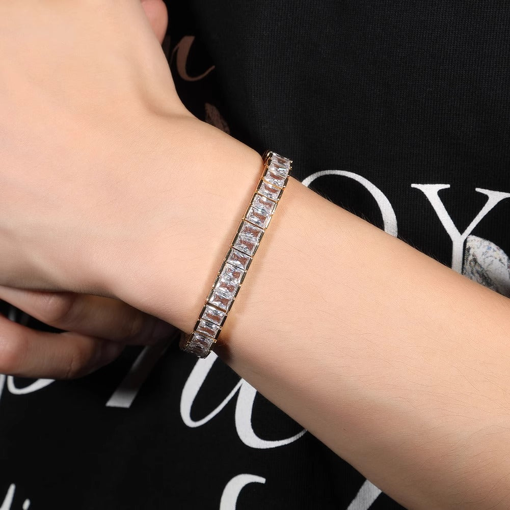 COBALT 8MM BAGUETTE TENNIS BRACELET