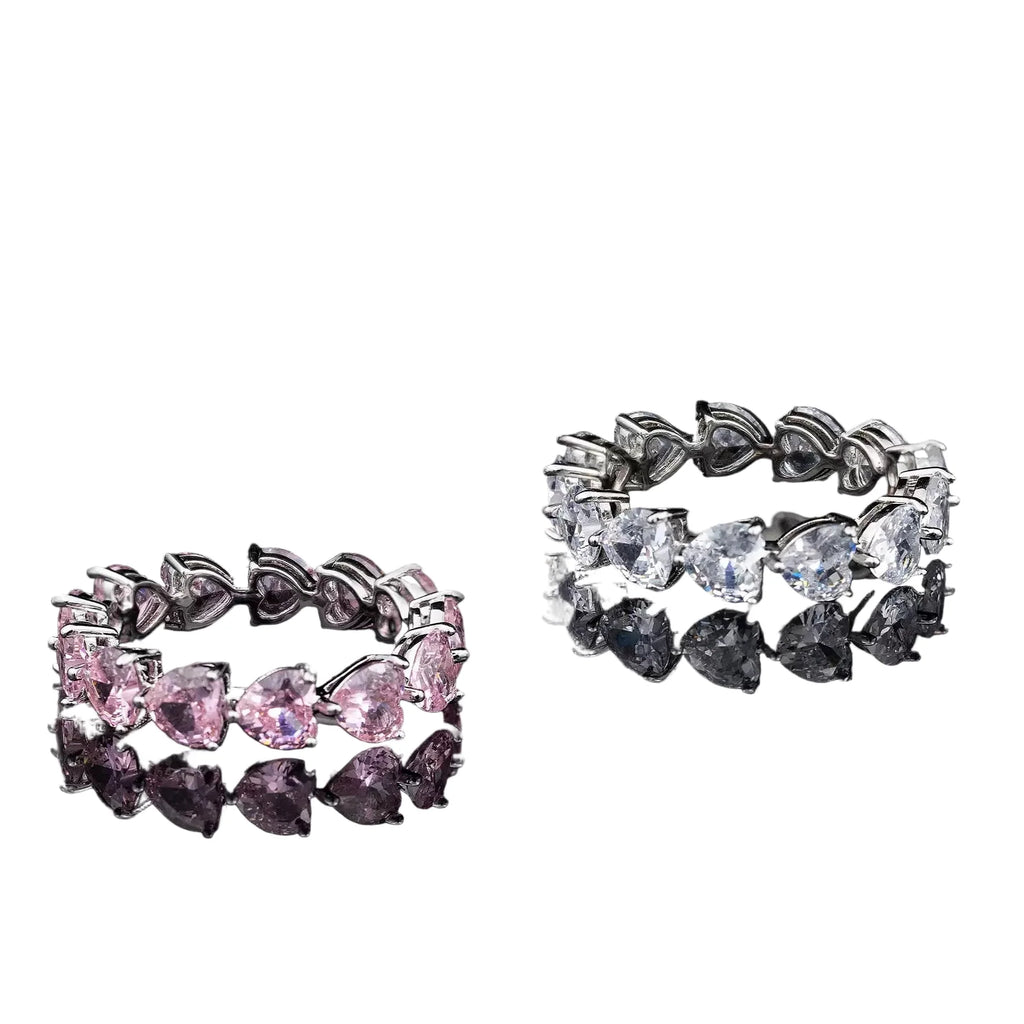 ETERNAL HEART-SHAPED DIAMOND RING