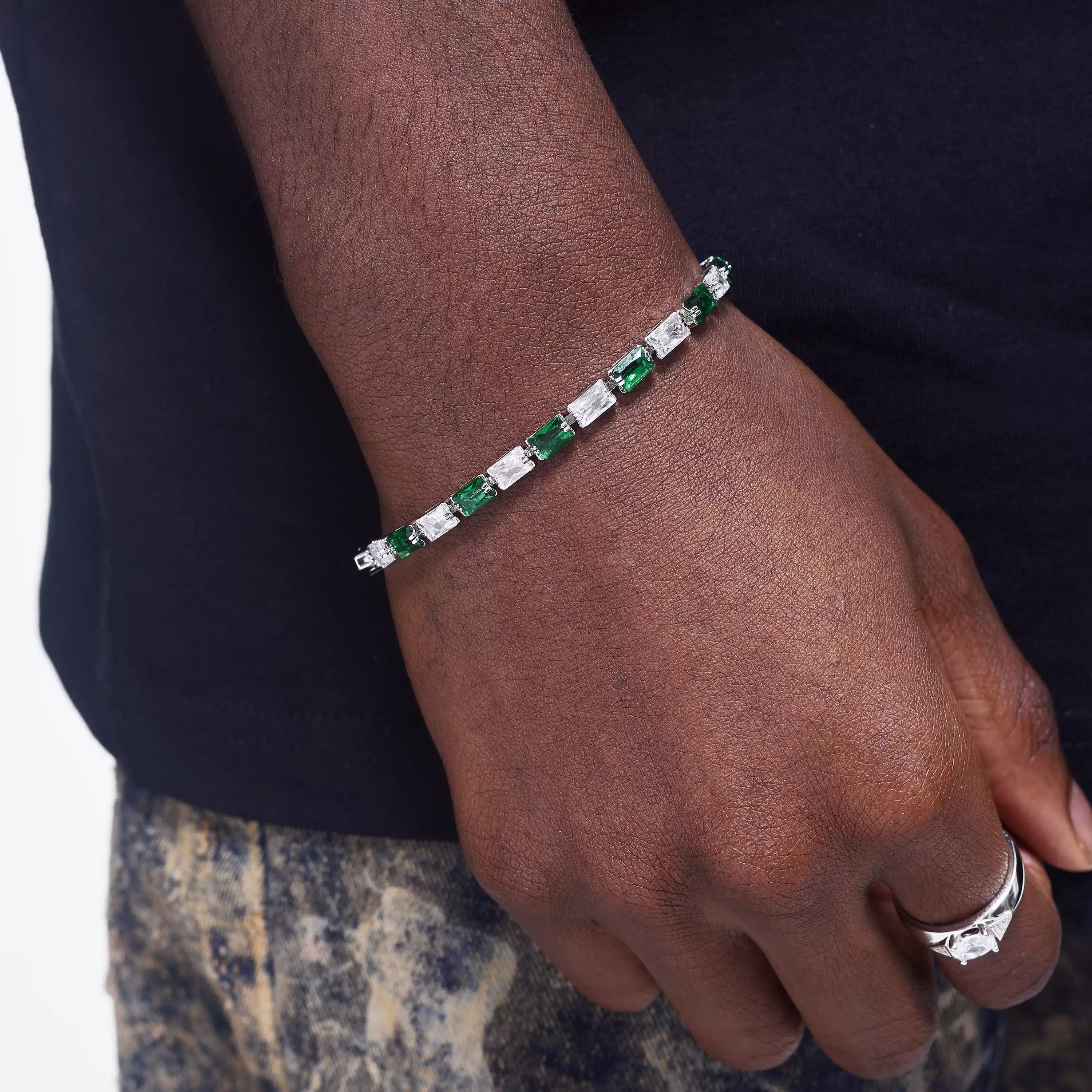 PAVE BAGUETTE DIAMOND TENNIS BRACELET