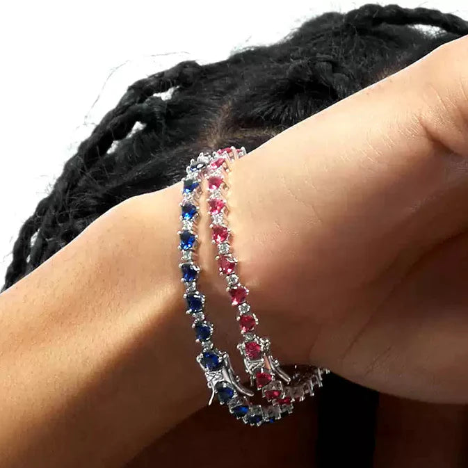 ETERNAL HEART-SHAPED DIAMOND TENNIS BRACELET