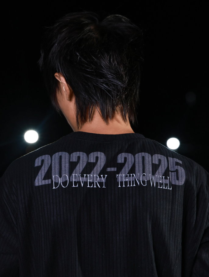 AMERIKA LONGSLEEVE