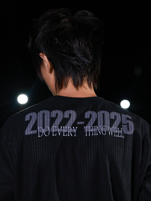 AMERIKA LONGSLEEVE