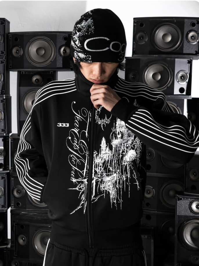 CASTLE ZIP UP