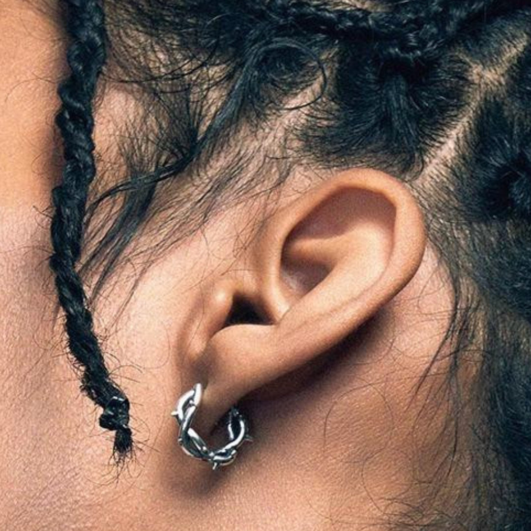 THORN LOOP .925 EARRINGS