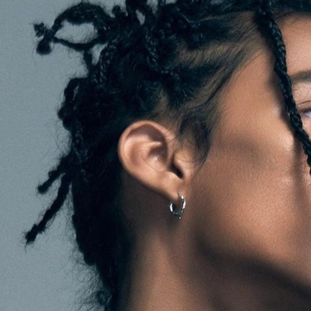 THORN LOOP .925 EARRINGS