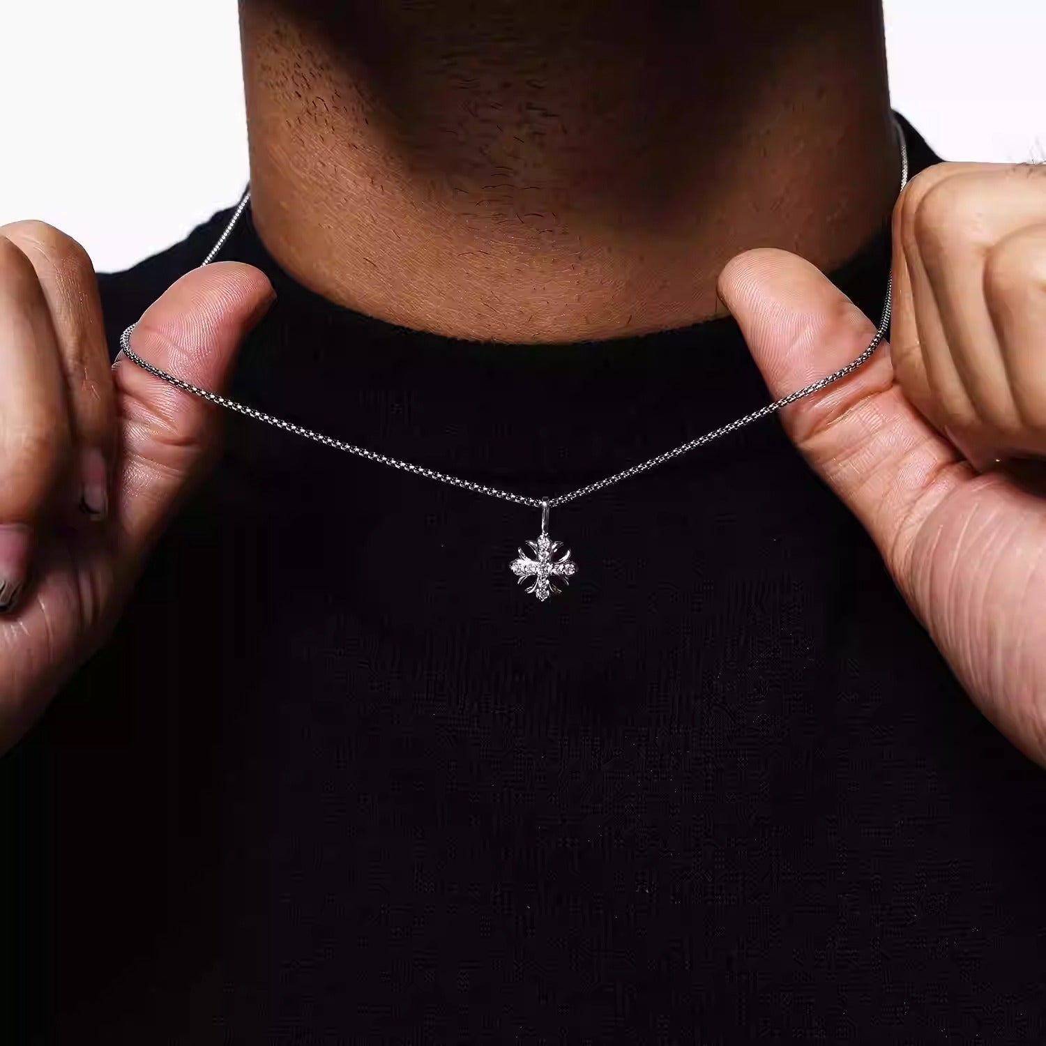 MOISSANITE IRIS CROSS NECKLACE